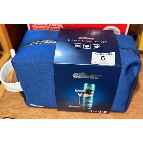 6 - Gillette Washbag Gift Set