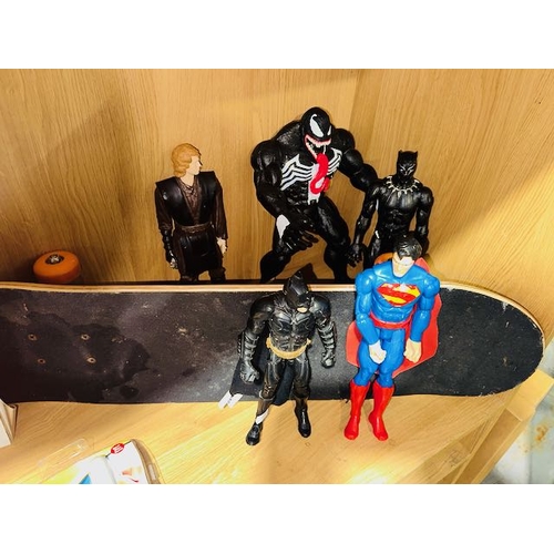 784 - Skateboard & Collection of Action Figures