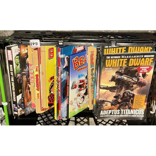 848 - Large Crate Of Beano Annuals, War Hammer Magazines Etc