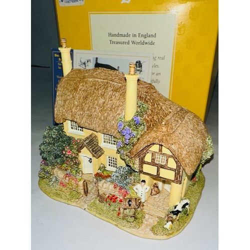 1164 - Boxed Lilliput Lane - Buttermilk Farm