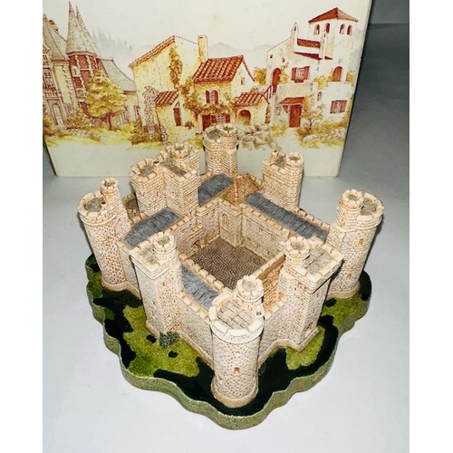 1182 - Boxed Lilliput Lane - Historic Castles of Britain - Bodiam