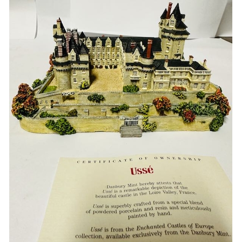 1189 - Danbury Mint Ussé Loire Valley Castle from the Enchanted Castles of Europe Collection Sculpture No 4... 