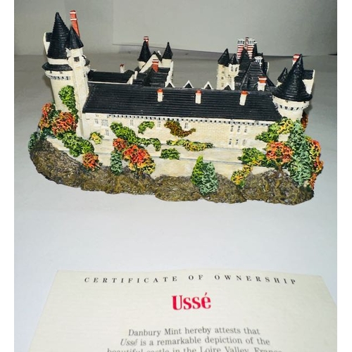 1189 - Danbury Mint Ussé Loire Valley Castle from the Enchanted Castles of Europe Collection Sculpture No 4... 