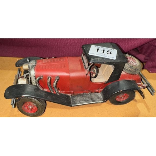 115 - Metal Model Vintage Car