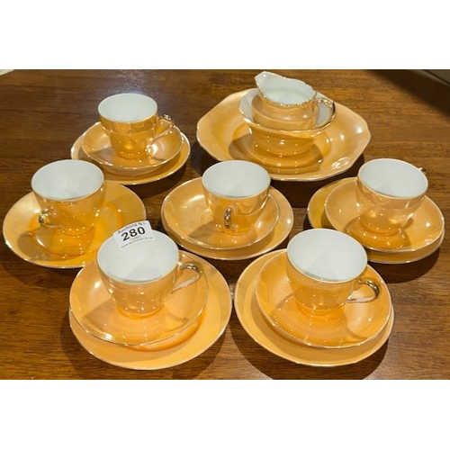 280 - Victoria Glazed 20pc Teaset