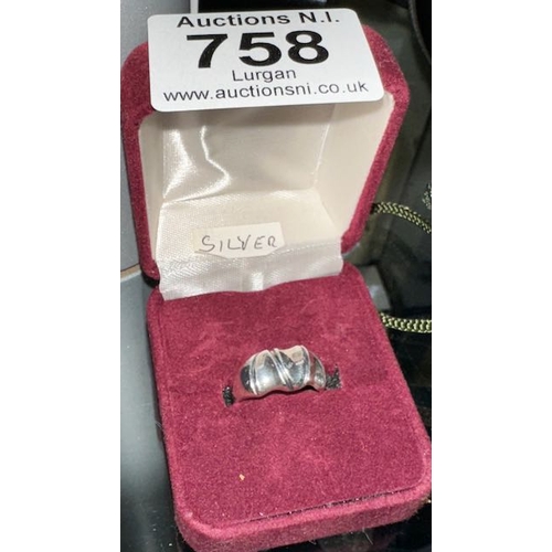 758 - Silver Ring