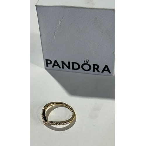 1009 - Pandora Sparkling Wishbone Ring Gold Plated