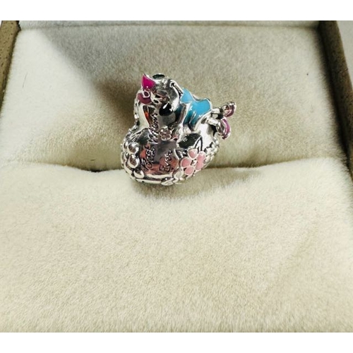 1011 - Pandora Disney Minnie Mouse Best Mum Ever Charm