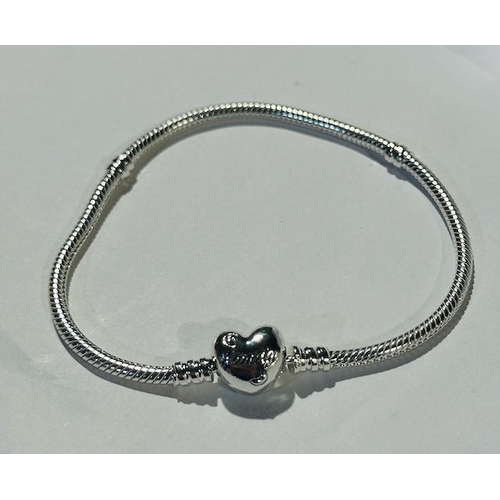 1021 - Pandora Moments Family Tree Heart Clasp Snake Chain Bracelet