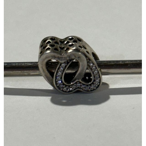 1029 - Pandora Entwined Love Heart Charm