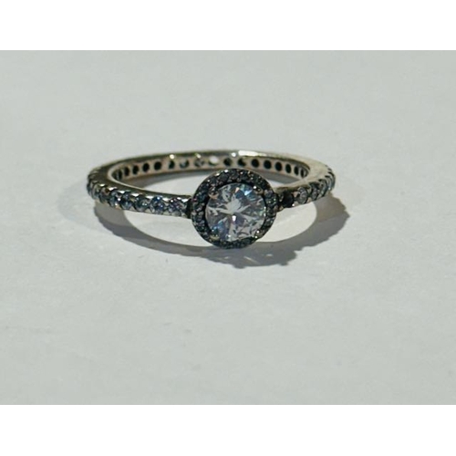 1030 - Pandora Classic Round Sparkle Halo Ring (3 Stones Missing)