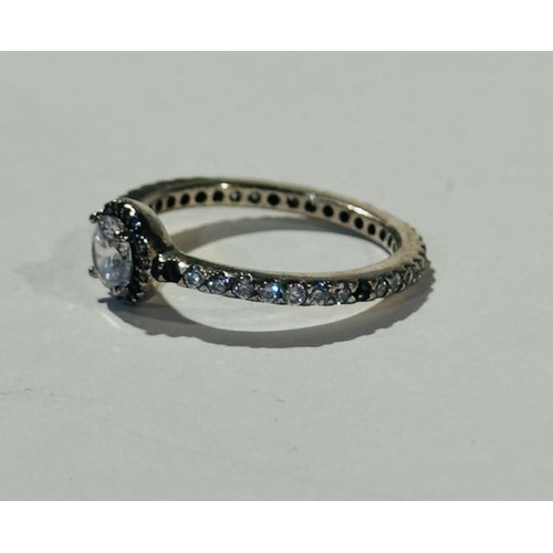 1030 - Pandora Classic Round Sparkle Halo Ring (3 Stones Missing)