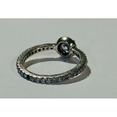 1030 - Pandora Classic Round Sparkle Halo Ring (3 Stones Missing)