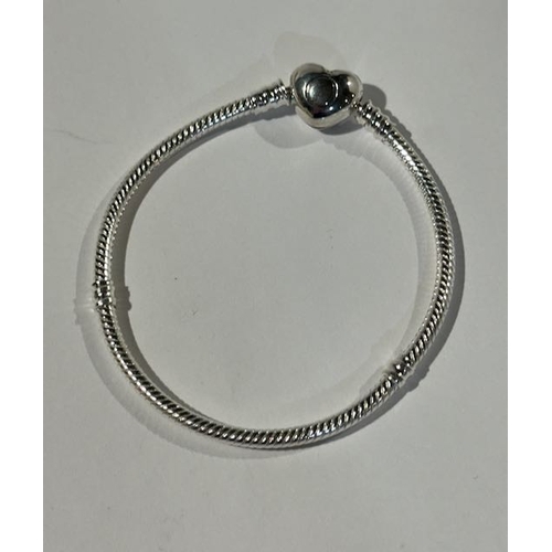 969 - Pandora Moments Heart Clasp Snake Chain Bracelet