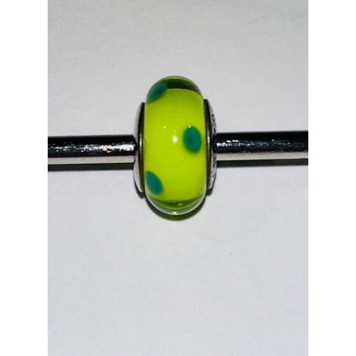 979 - Pandora Green Spotted Murano Charm