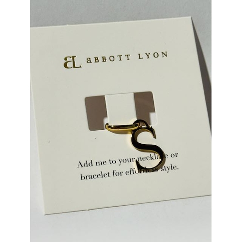 1047 - Abbott Lyon Letter 'S' Pendant
