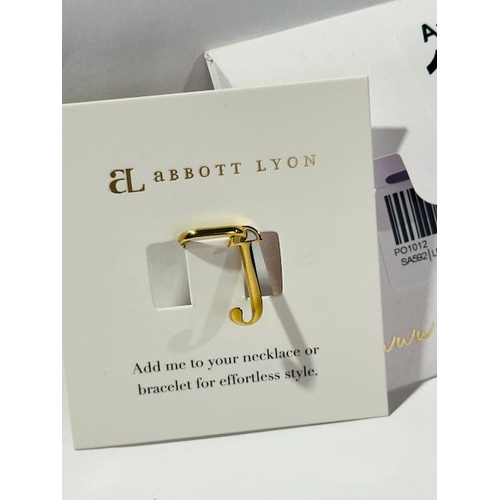1073 - Abbott Lyon Lettre J Pendant