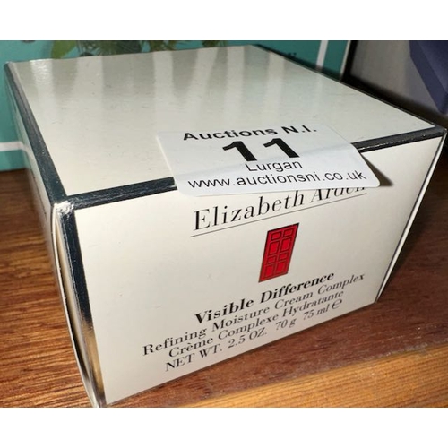 11 - Elizabeth Arden Visible Difference Moisture Cream 75ml