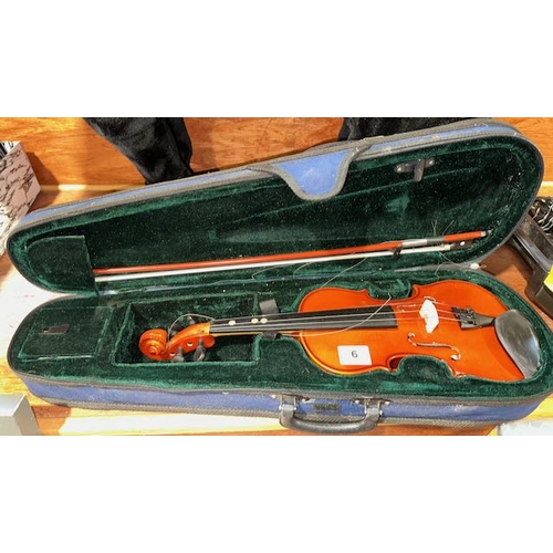 6 - Primavera Violin In Case