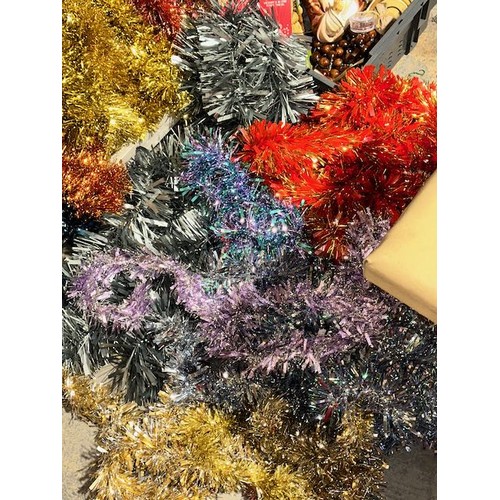 291A - Large Lot of Various Colours of Tinsel