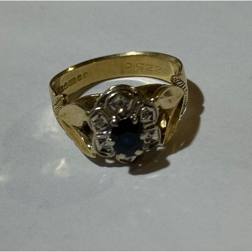 373A - 18ct Diamond & Sapphire Ring