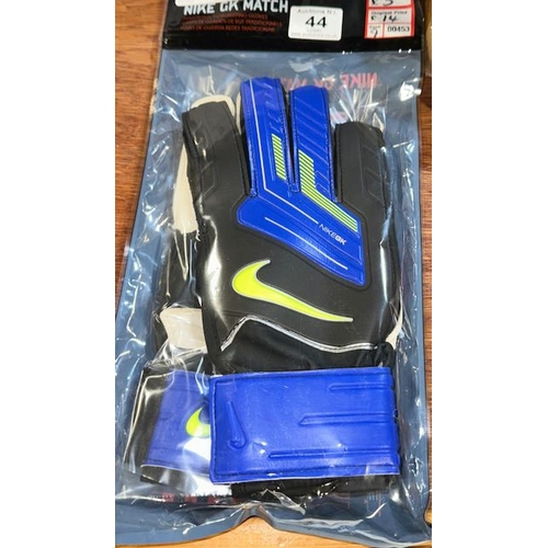 44 - Nike GK Match Gloves Size 9 - Box Sealed