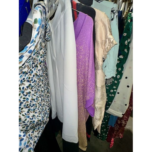 275 - Approx 20 x Pieces Of Ladies Designer Clothing With Tags RRP £1250appx