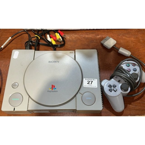 27 - Playstation & Controller