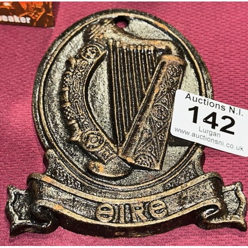 142 - Cast Eire Harp Sign