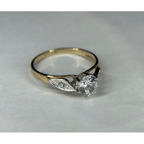 414 - 9ct Solitaire Ring with Shoulder Detail