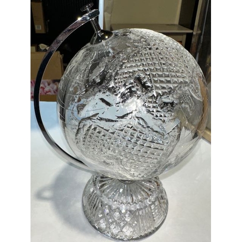 548 - Rare Waterford Crystal Globe of the World on Stand - Measures 12