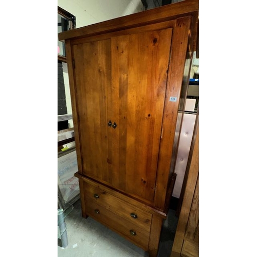 634 - Solid 2 Door, 2 Drawer Wardrobe