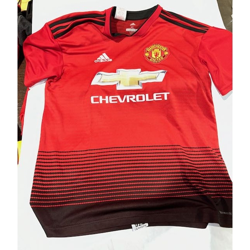 776 - Kids Man Utd Top XL