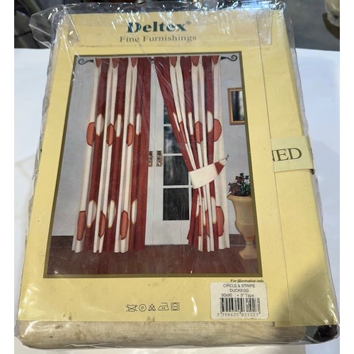 1114 - Deltex Fully Line Curtains With Tie Backs Incl 90 x 90