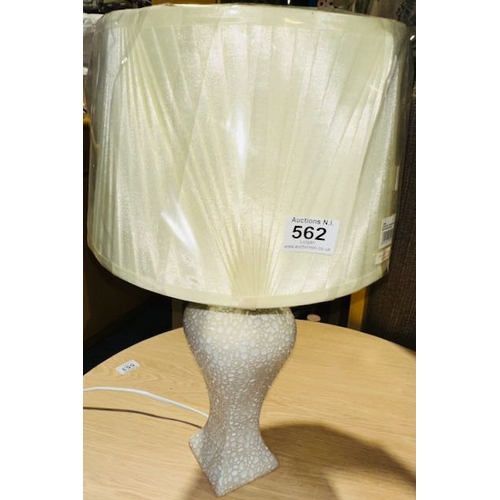 562 - Beautiful Cream Mosaic Style Table Lamp & Shade - Sealed