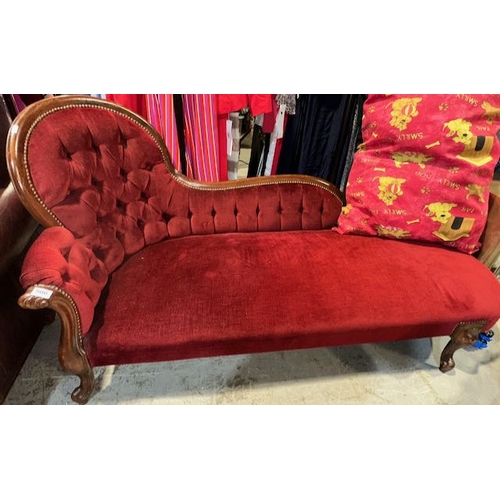 500 - Red Velvet Button Back Chaise Lounge