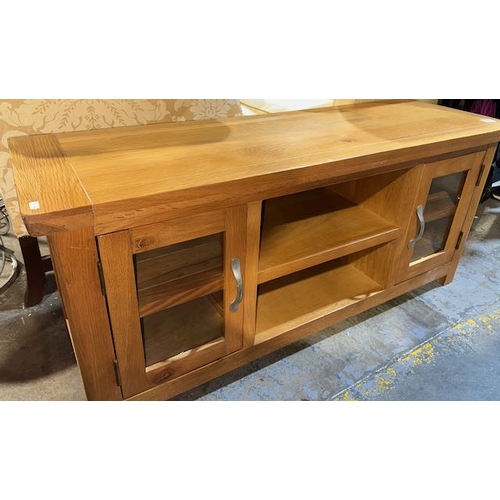 194 - Solid Light Oak 2 Door Unit With Shelves