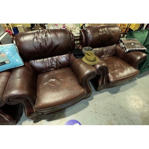 207 - Brown Leather 3 + 1 + 1 Suite With Stud Detail