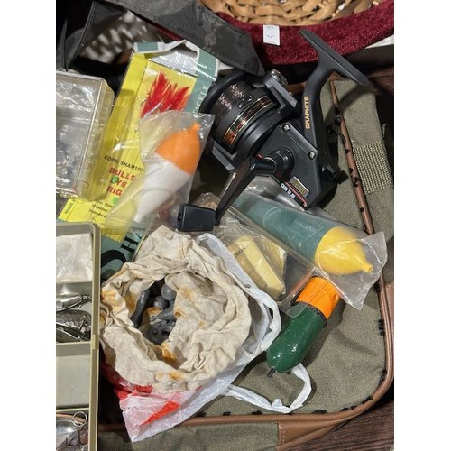 242 - Bag of Sea Fishing Tackle