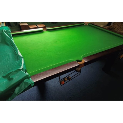 366 - Snooker Table Appx 9'x6' To Include 2 Sets of Snooker Balls, Set of Pool Balls, 2xWall Mounted Cue R... 