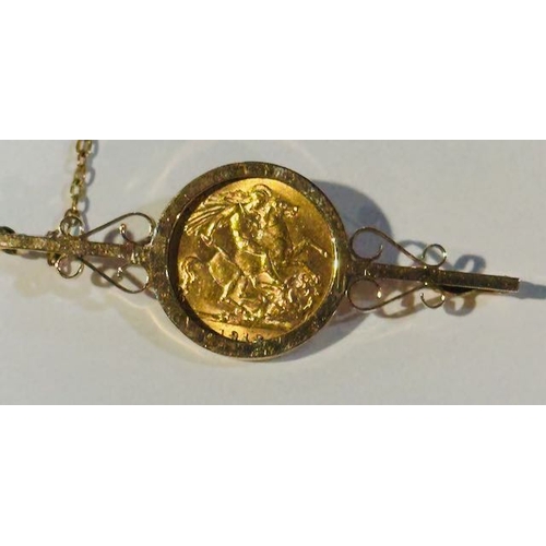 291 - 1913 Half Sovereign Mounted in Beautiful 9ct Brooch Setting