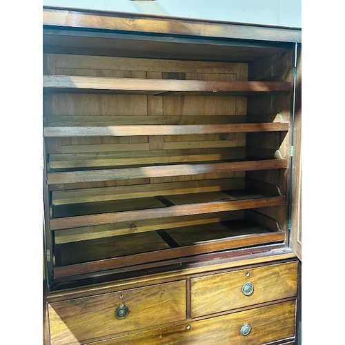 404 - Antique Linen Cupboard with 5 Sliding Shelves Over 4 Drawers