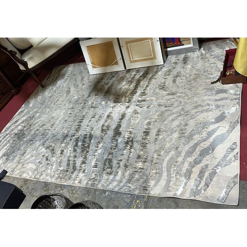 416 - Asiatic London Silver Zebra Stripe Rug 200x290cm