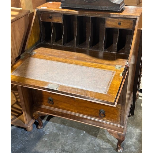 462 - Vintage Bureau