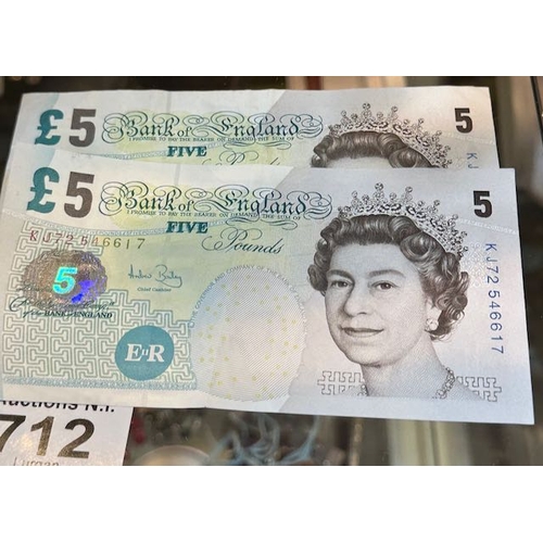 712 - Bank of England Paper £5 x2