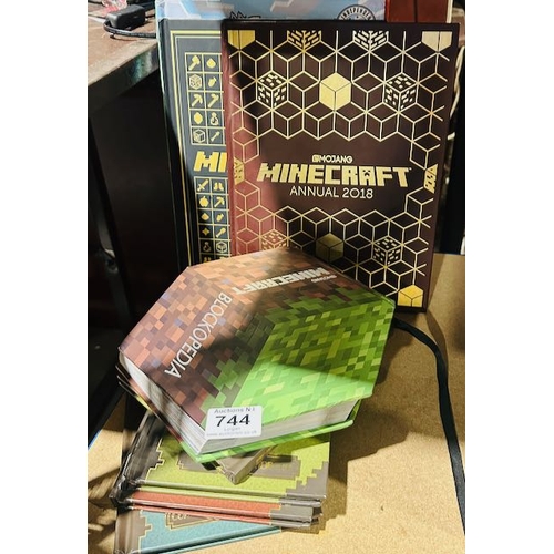 744 - Large Lot Of Minecraft Books