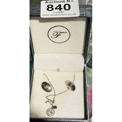 840 - Silver Pendant Necklace + Silver Earrings