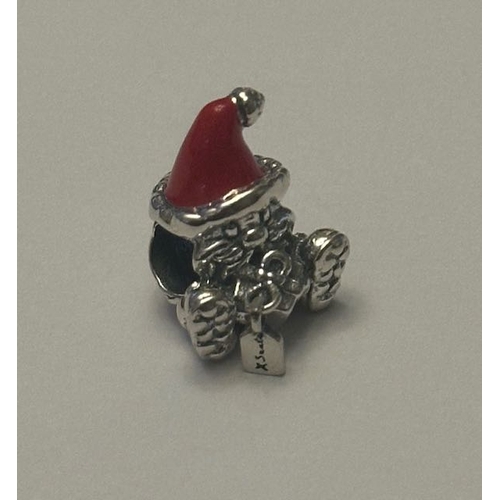 962 - Pandora Seated Santa Claus & Present Charm