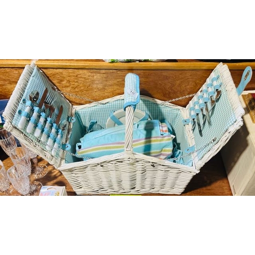 10 - Large Wicker Picnic Hamper With Utensils