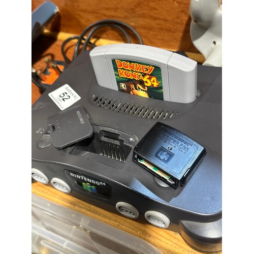 52 - Nintendo N64 With Donkey Kong 64 Game + One Controller